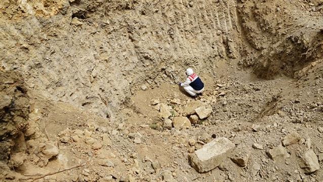Deprem olacak yalanıyla kaçak kazı yaparken suçüstü yakalandılar