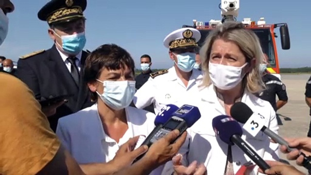 Massive oil slicks head for Corsica after ships empty oil reserves into the sea