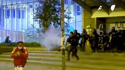 مواجهات ليلية عنيفة مع استمرار التظاهرات في كولومبيا