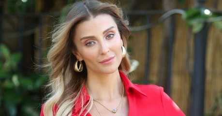 Manken Özge Ulusoy'un estetikli hali takipçilerini şaşkına döndürdü