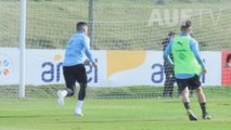 Uruguay sigue preparación para Copa América en Montevideo y atento al covid