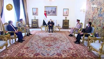 الرئيس يستقبل الفريق أول نديم رضا رازا ويلتقي وزير الاقتصاد والمالية الفرنسي