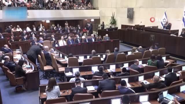 İsrail'de 12 yıllık Netanyahu dönemi sona erdiİsrail'in yeni Başbakanı Naftali Bennett oldu