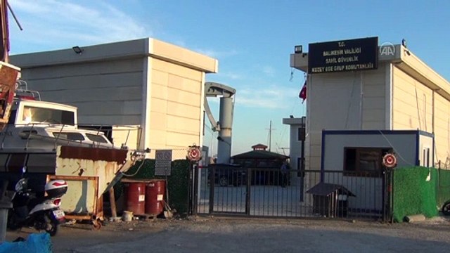 BALIKESİR - Yunan sahil güvenlik botu Ayvalık açıklarında ihlal ettiği Türk kara sularından çıkarıldı