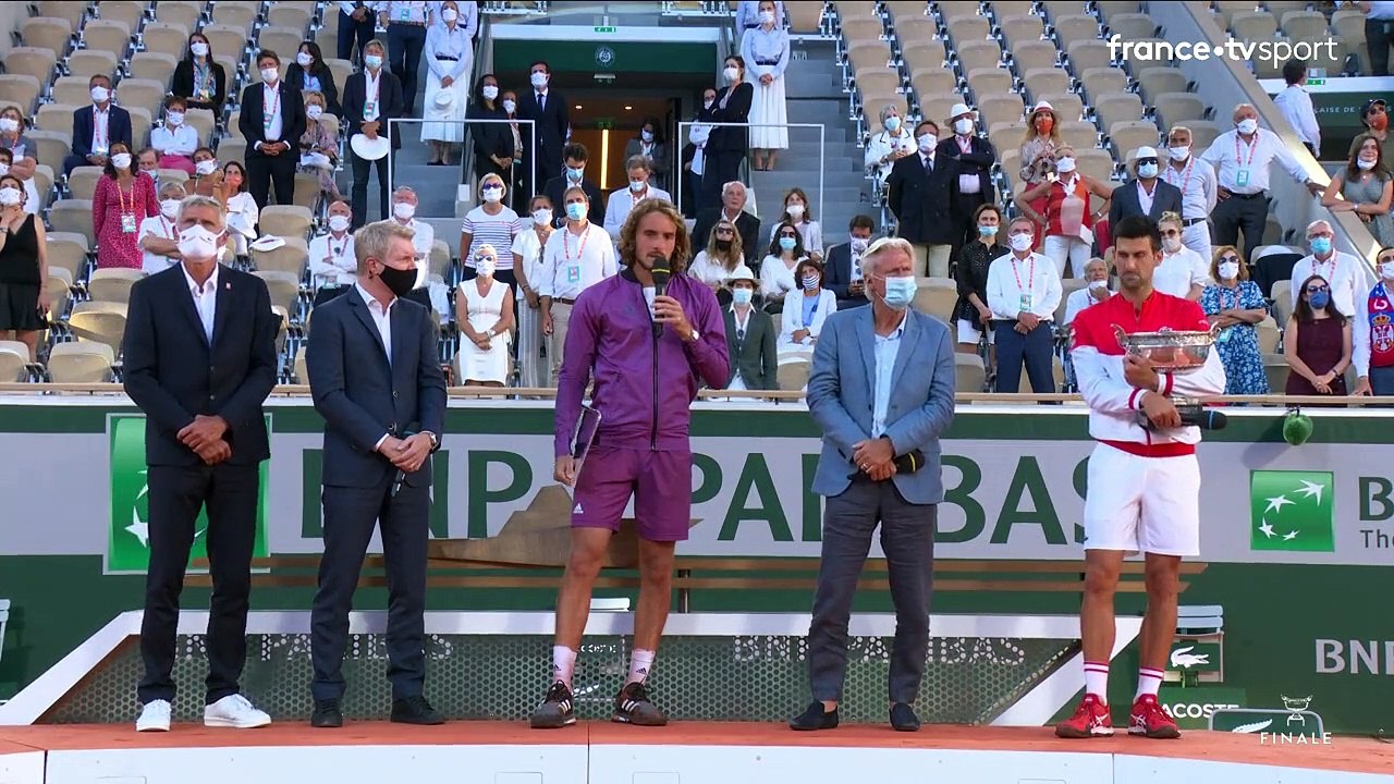 VIDÉO. Roland-Garros 2021 : "Je me suis battu du mieux que j'ai pu" assure Stefanos Tsitsipas après sa finale perdue
