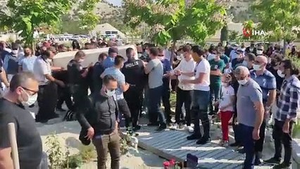 5 aydır verdiği yaşam mücadelesini kaybeden polis memuru son yolculuğuna uğurlandı