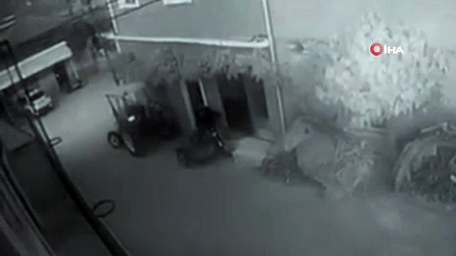 Çaldığı motosikleti satan hırsız geri döner dönmez yakalandı