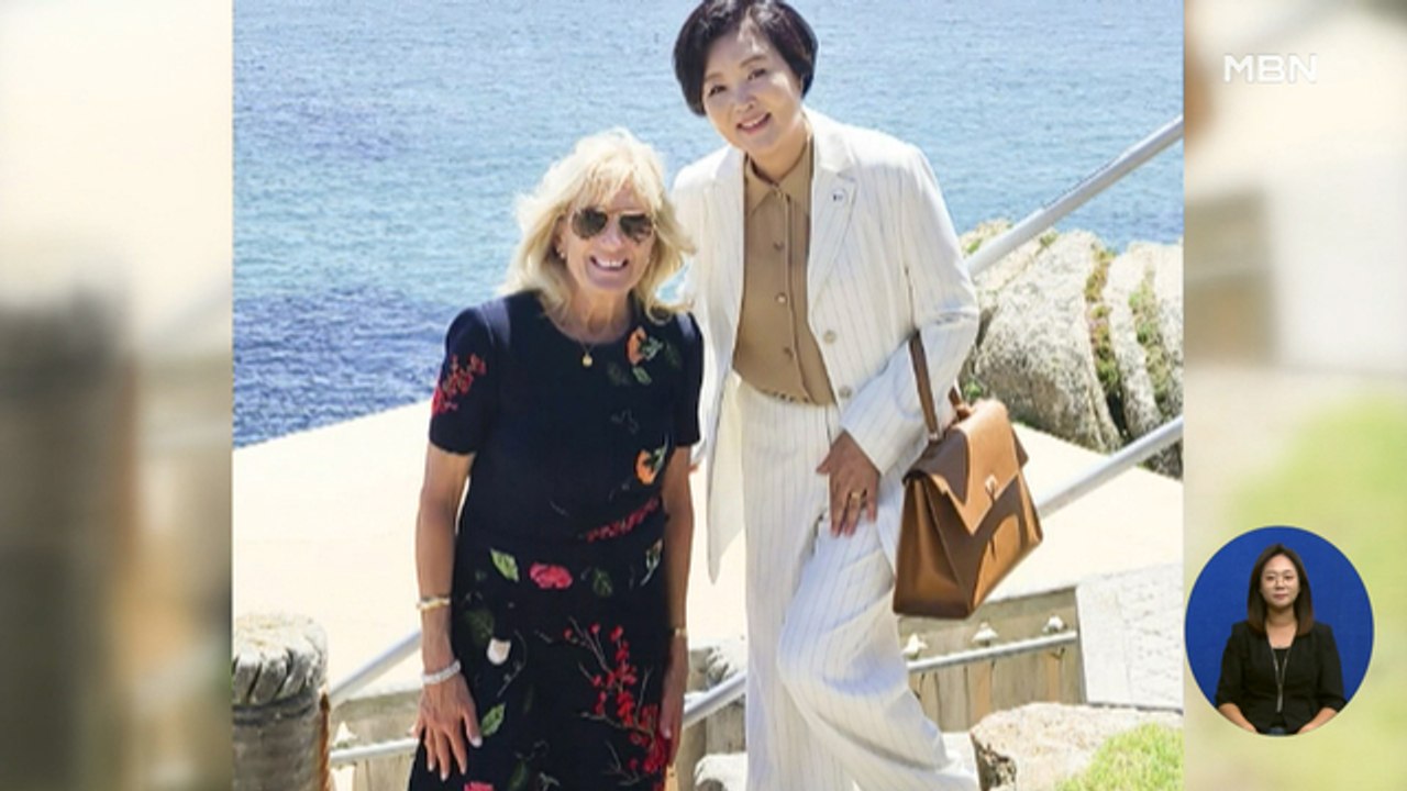 G7 '노 마스크' 회동…김정숙 여사, 미·일 영부인 첫 만남