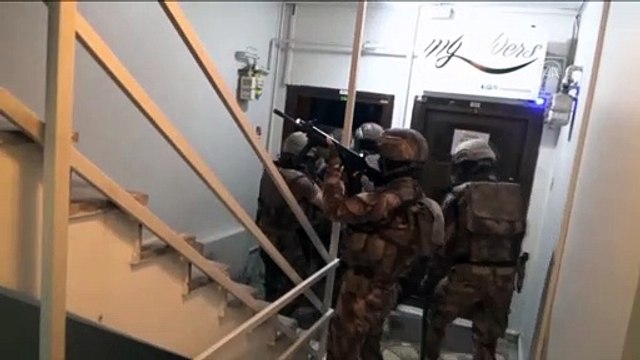 İSTANBUL - Terör örgütü DEAŞ'a yönelik operasyonda 14 kişi gözaltına alındı