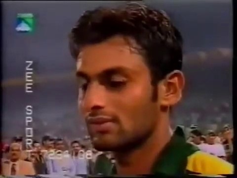 Pakistan vs South Africa 2003 1st ODI Highlights _ Malik 82_ Dippenaar 110_ Smith 71_ Akhtar 4-49