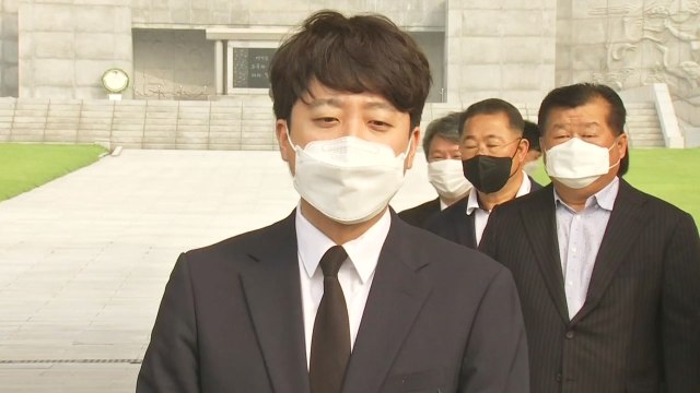 [뉴스큐] 이준석의 승리가 아닌 기존 정치권의 패배 ...2030세대, 정치판 뒤흔드나? / YTN