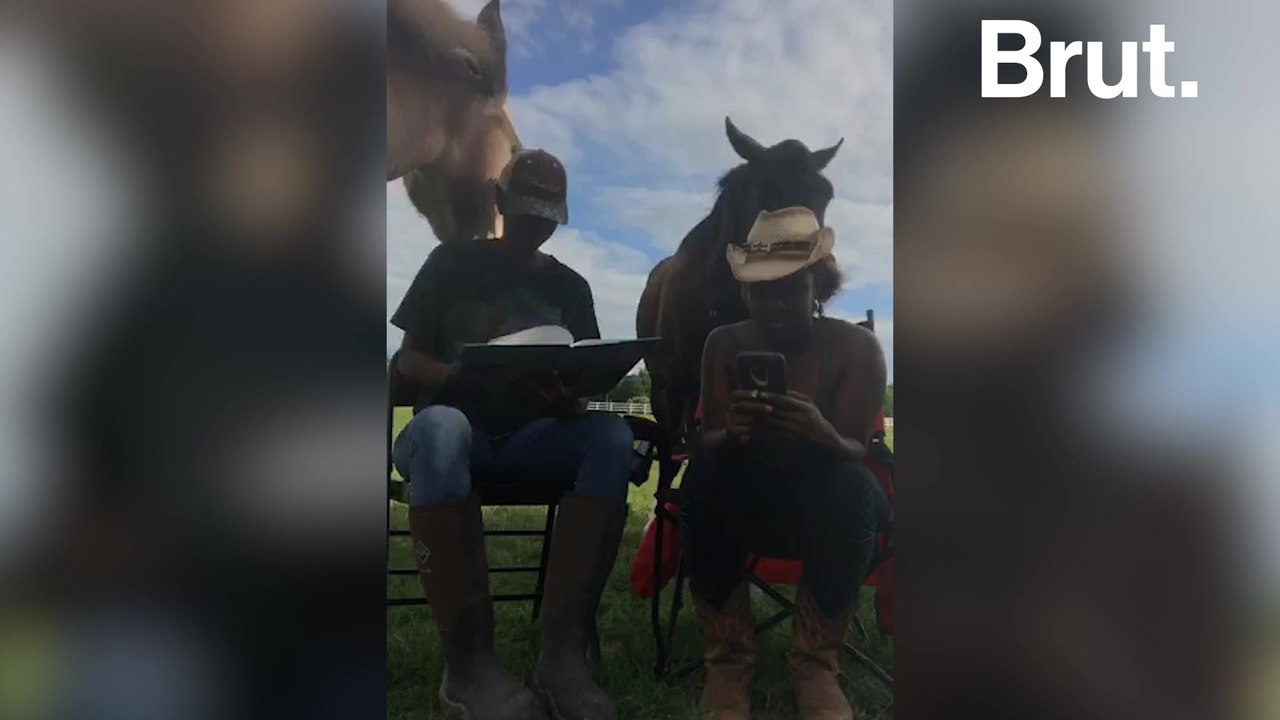 Black cowgirl teaches kids to enjoy reading with the help of her horses