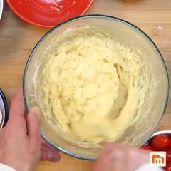 Cake à la feta et tomates cerise