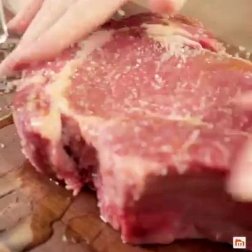 Côte de boeuf barbecue au gros sel