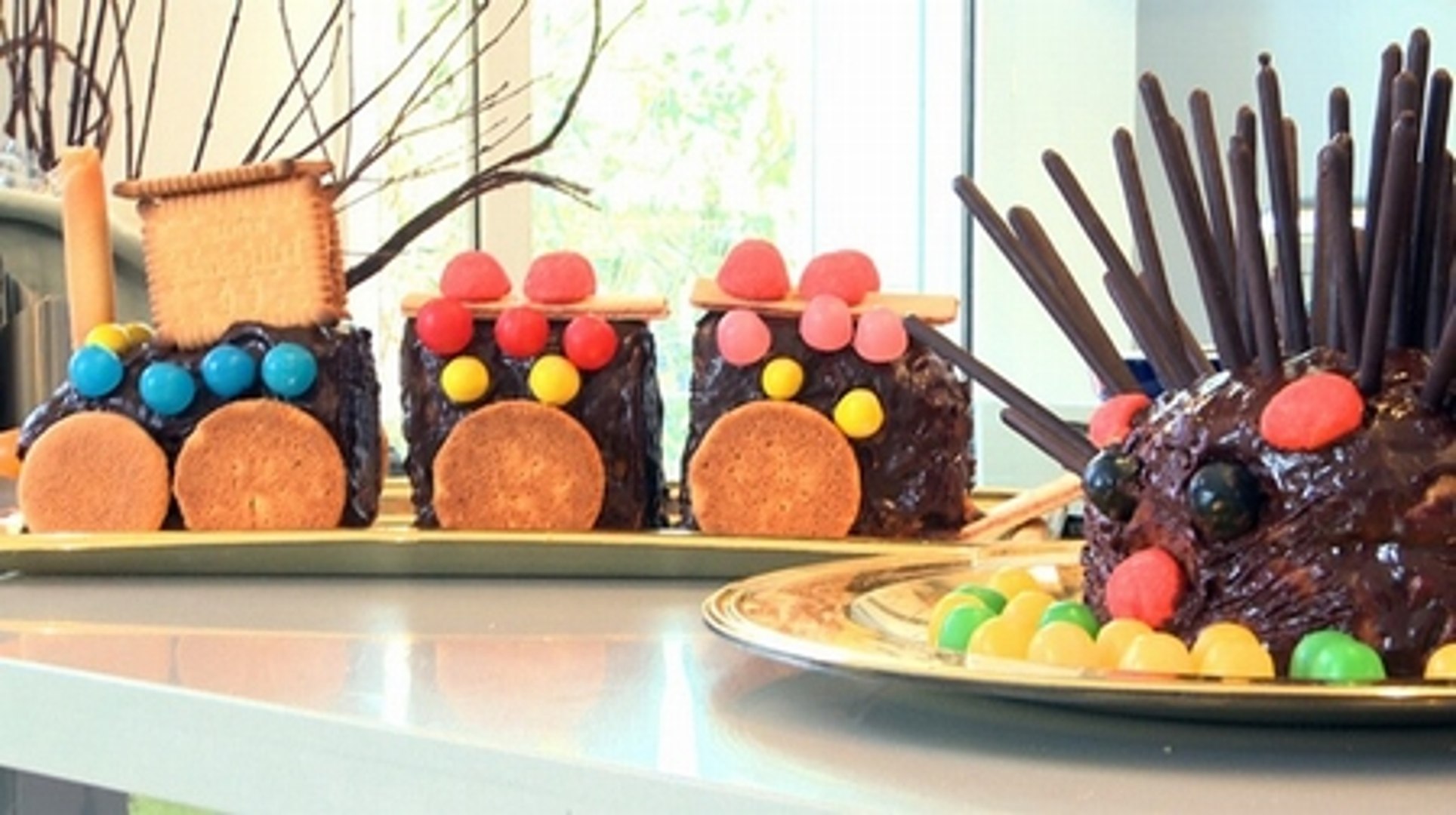 Des Gateaux D Anniversaire Epatants Pour Enfant Video Dailymotion