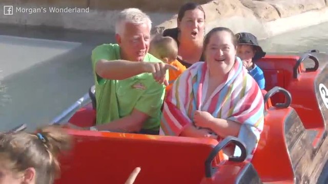 Vídeo: Parque Aquático Para Crianças com Necessidades Especiais