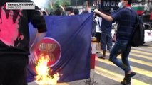 Myanmar: Protesters burn ASEAN flag