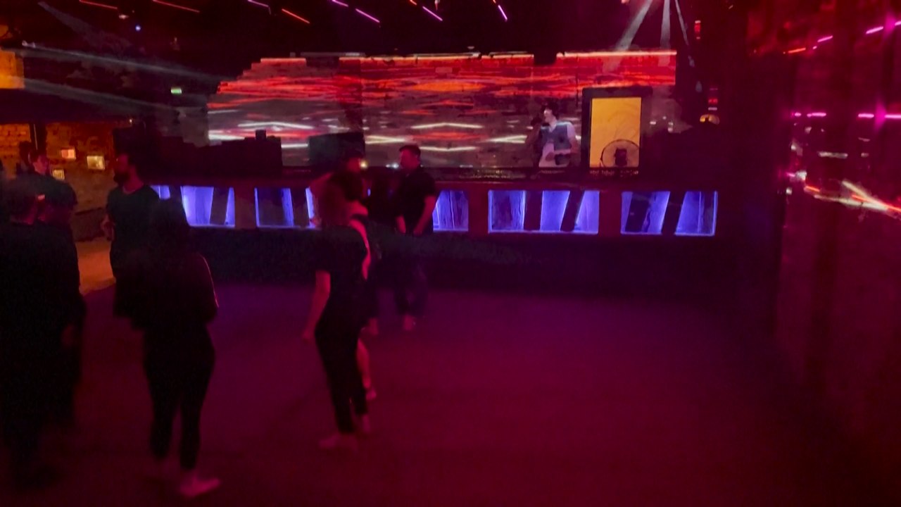 Erster Nachtclub in Deutschland wiedereröffnet