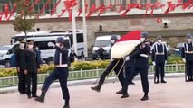 Jandarma'nın 182’nci kuruluş yılında Taksim Cumhuriyet Anıtı’na çelenk bırakıldı