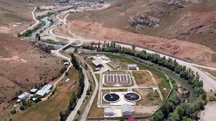 BAYBURT - Günlük 7 bin metreküp nehir suyunu temizleyen tesis çiftçinin yüzünü güldürdü