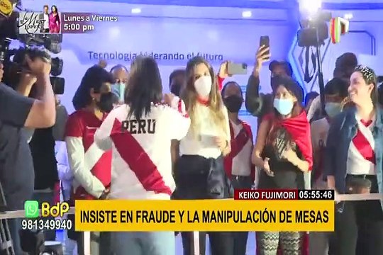 Keiko Fujimori asistió a marcha convocada por simpatizantes de Fuerza Popular