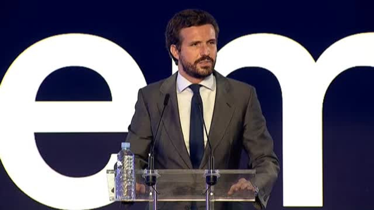 Casado atribuye la responsabilidad de los indultos en exclusiva a Sánchez y elogia el "impecable" papel del Rey