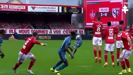 Farid Boulaya, Grenat de l'année !