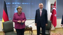 - Cumhurbaşkanı Erdoğan, Almanya Başbakanı Merkel ile görüştü