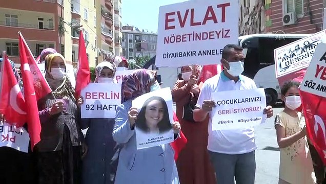 DİYARBAKIR - Almanya'da kızı PKK tarafından kaçırılan anne, Diyarbakır annelerini ziyaret etti