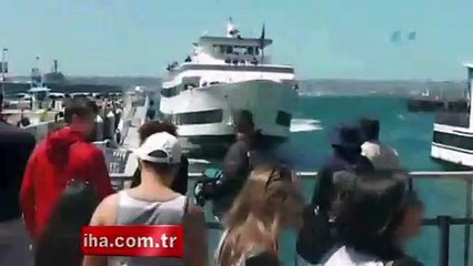 Gemi iskeleye çarptı: 7 yaralı