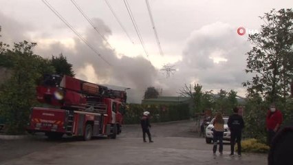 Son dakika haberi: Çekmeköy'de bir fabrikanın deposunda yangın çıktı