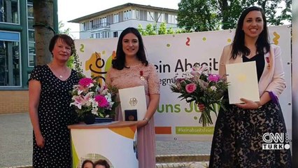 Sinem Alparslan'a Alman Liyakat Nişanı
