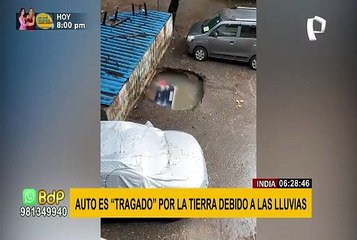 ¡Increíble! Auto estacionado es "tragado" por la tierra en cuestión de segundos