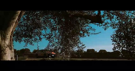 L'aggressiva bellezza dei bolidi Lamborghini fra cielo, mare e bellezze di Puglia