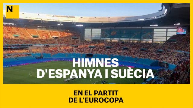 Himnes d'Espanya i Suècia en el partit de l'Eurocopa