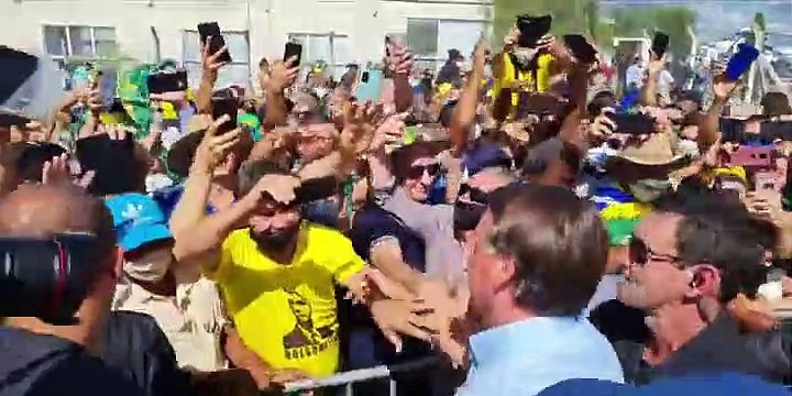 ES para de entrega moradias para mais de 400 famílias carentes