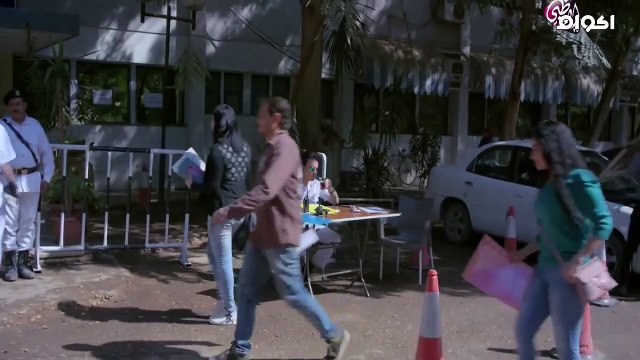 الحلقه 26 من مسلسل بيت السلايف بطولة بوسي - الموسم الاول