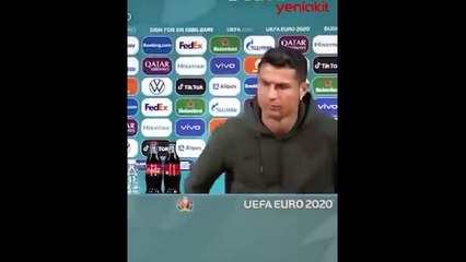 Ronaldo'dan Coca Cola tekmesi! Yaptığı hareketle takdir topladı
