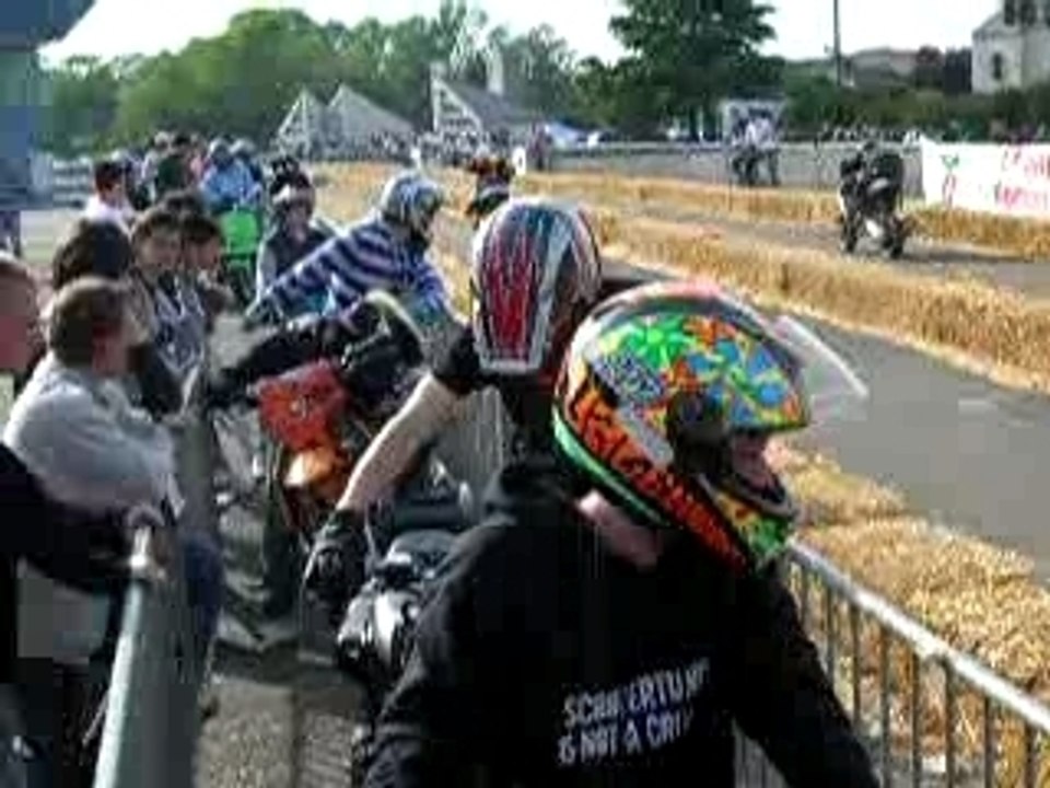 Stunt VS Fizz.1