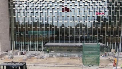 AKM YÜZÜNÜ GÖSTERDİ