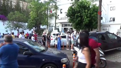 Bodrum'da aşı metrelerce aşı kuyruğu: 5 bin 600 kişi aşılandı