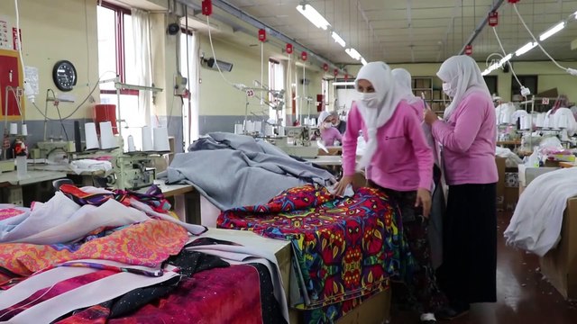 DENİZLİ - Salgından rekorla çıkan Denizlili ihracatçılar 4 milyar dolar hedefine odaklandı