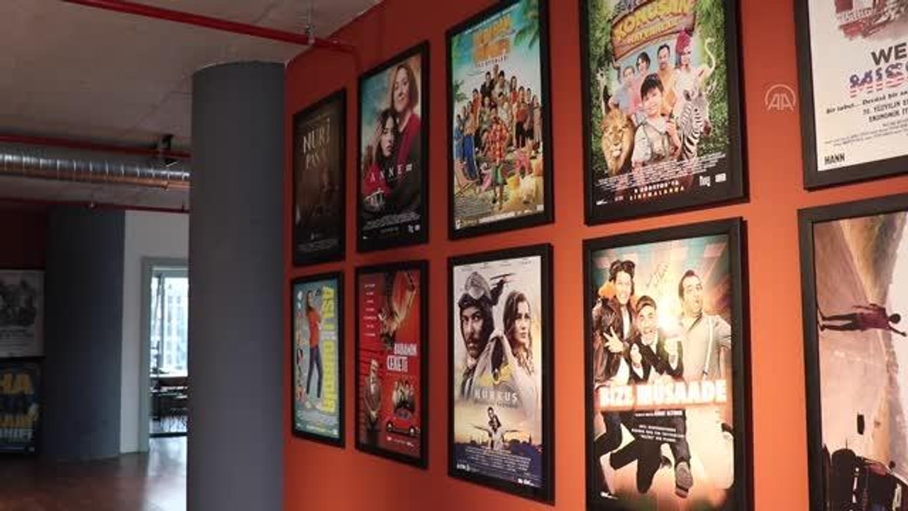 Sinemaların açılmasıyla "Hababam Sınıfı Yaz Oyunları" ve "Bize Müsaade" filmleri vizyona girecek