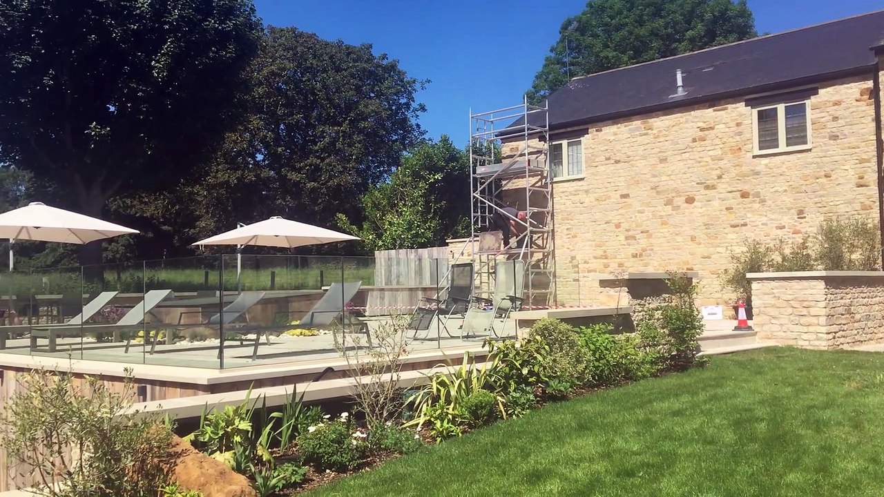 Pest control removes 25,000 bees from spa hotel in Kettering