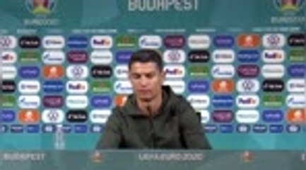 Portugal - Ne donnez jamais de Coca-Cola à Ronaldo !