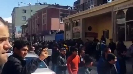 PKK yandaşları 'Çanakkale' hutbesini protesto etti