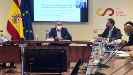 Aprobada la profesionalización del fútbol femenino