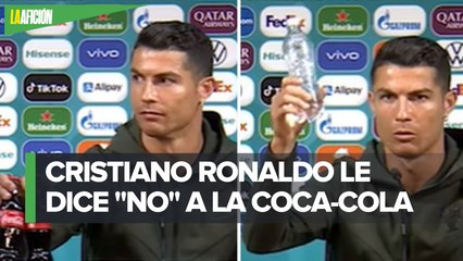 Cristiano recomienda tomar agua en lugar de Coca-Cola en plena conferencia de prensa