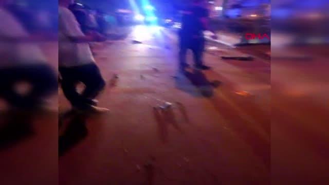 Son dakika haber | İSTANBUL-BAYRAMPAŞA'DA TAKSİ İLE 2 MOTOSİKLET ÇARPIŞTI: 1 ÖLÜ, 2 AĞIR YARALI