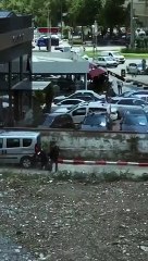 Avukatın başına silah dayayıp tehdit etti